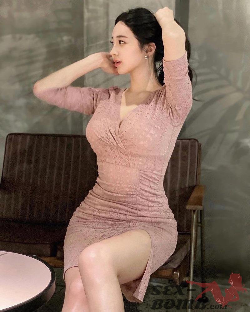 Korean Escort G naked girls , +82 (10) 916-67182, CFS (classic sex with  condom)